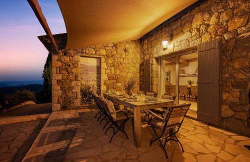 Villa La Genestière - Familienoase und Golfertraum mit Infinity-Pool und 180-Grad-Panoramablick bis zum Meer - Foto 35