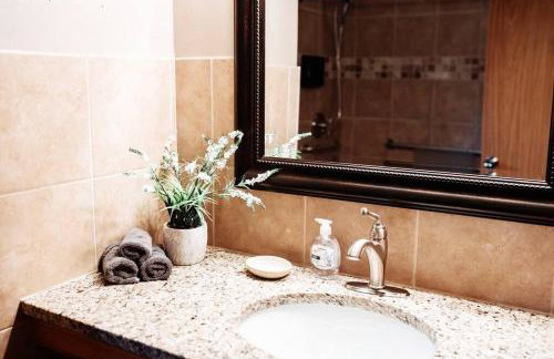 Spacious Five-Bedroom Bliss - Foto 11