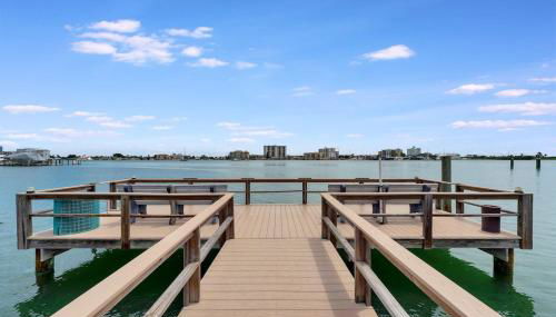 Waterfront Corner Suite Heated Pool Near Beach - Foto 4