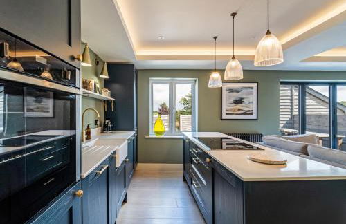 The Farmhouse - Photo 12