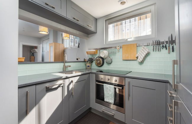 Fabulous Fulham - Photo 9