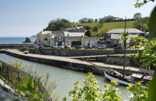 Stunning Apartment, balconies, private beach, coast path - Foto 26