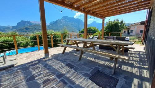 Villa with panoramic views at Minucciano ! - Foto 1