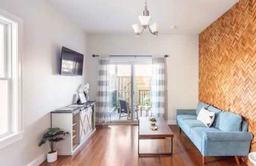 Jennifer's Modern Federal Hill Apt w Private Deck - Foto 10