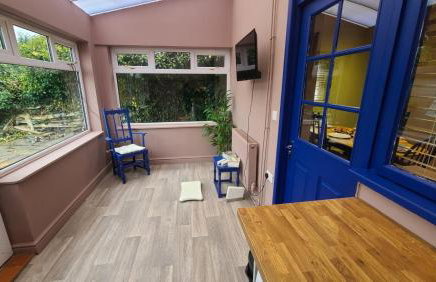 Dovetails, short drive from Alton Towers and Uttoxeter racecourse Games room with Wii and football table - Foto 44