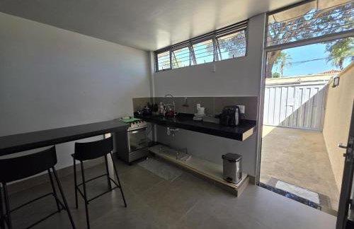 Suíte3 Individual Mobiliada com Ar Wi-Fi e Garagem - Tudo Exclusivo - Foto 13