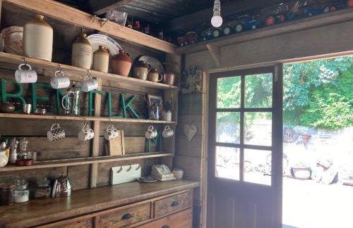 2 Guests - Pet Friendly - Traditional Gypsy Vardo - Foto 20