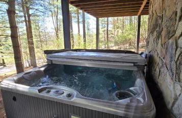 Tall Pines- 5-bedroom 3-bath with hot tub and more! - Foto 10