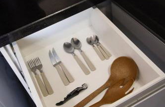 Lou Suítes - 8 - com sacada e vista da cidade - Foto 16