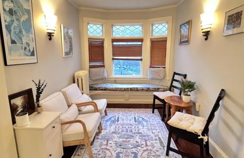 Big New England Family Home; walk to beach, shops - Foto 27