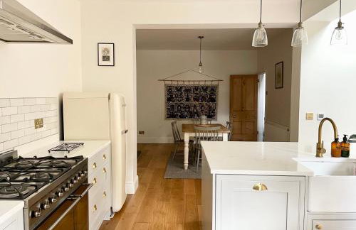 The Harborne Home opposite QE hospital & Birmingham university - Photo 7