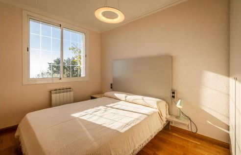 Gorgeous Home In Sant Cebrià De Vallalt - Foto 25