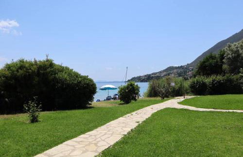 By the sea - Photo 13