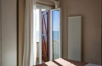 CasaMare, una casa sulla spiaggia nelle Marche - Foto 16