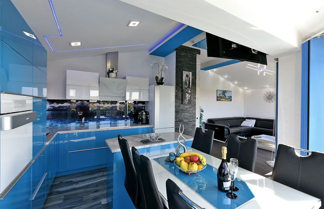 House 1971 - Photo 61