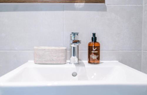 Stylish Leeds City Centre Flat - Free Parking - Foto 36