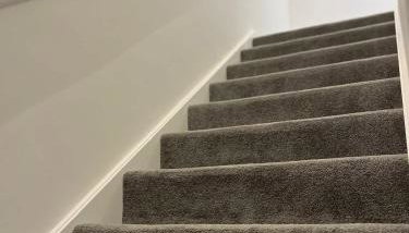 Joyful Group - Stylish 2 Bedroom Duplex with Sofa Bed in Salford M5 - Foto 5