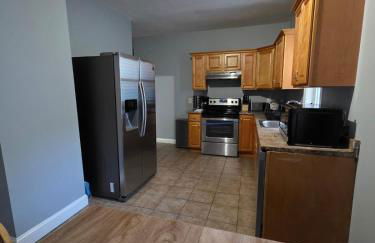 The Maverick Upstairs - NEW! - Lux Apartment - 2 Miles From Airport & Downtown Boston - Foto 12