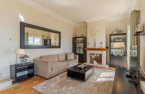 Villa Bougainvillea Palheiro Village by Holiday Rental Madeira - Foto 35