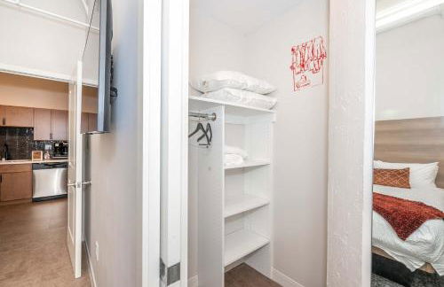 The 333 Suites 202 - Stay for 6 - Foto 30