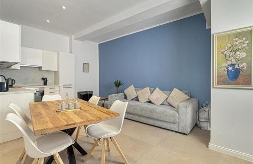 Design Suite 2 Bedrooms Living Room and Balcony - Foto 1