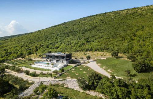 Luxury Exclusive Villa Panoramica near Labin - Rabac only 2 km from the beach with sea view and wellness - Photo 5