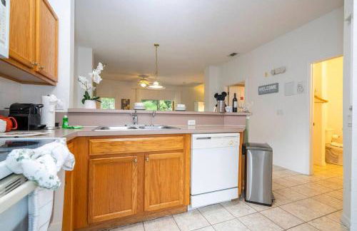 Cozy 3Bed Townhome 8 Miles from Disney 1123 - Foto 11