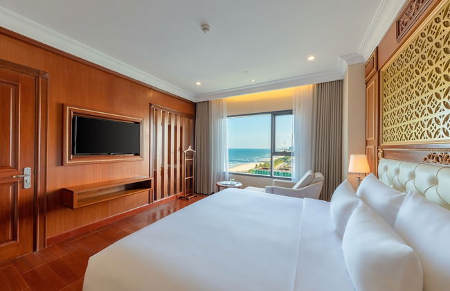 DLG Hotel Danang - Photo 53