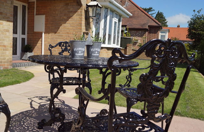 Vale View - Sleeps 6 - Pets Ok - Garden - Parking - Foto 14