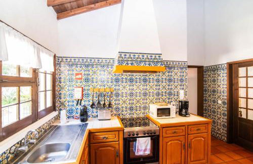 Casa do Pinheiro with shared swimming pool - Photo 15