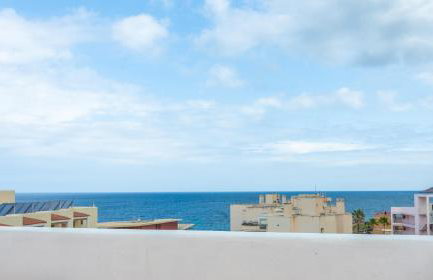 Apartamentos San Antonio Beach - Foto 3