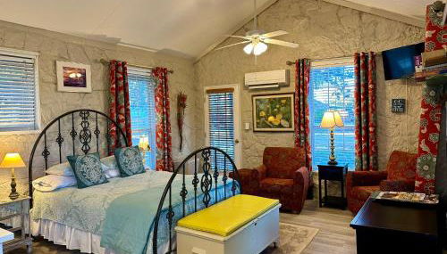 Hilltop Cottage, Historic Silver Spur Dance Hall - Foto 2