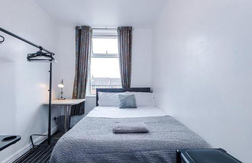 4BDR House By Eason Stays Short Lets Chorley - Foto 44