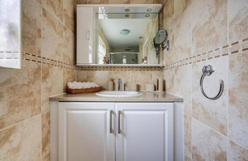 Luxury - 4 BHK Semi Detached House - Foto 17