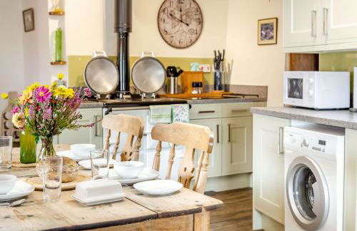 2 Bed in Chagford 89119 - Photo 11