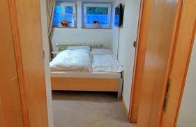 Einzelzimmer Wohnkeller in Oberhausen Alstaden für 3 Personen ohne Küche, Gefrierschrank und Mikrowelle Vorhanden!! - Foto 2