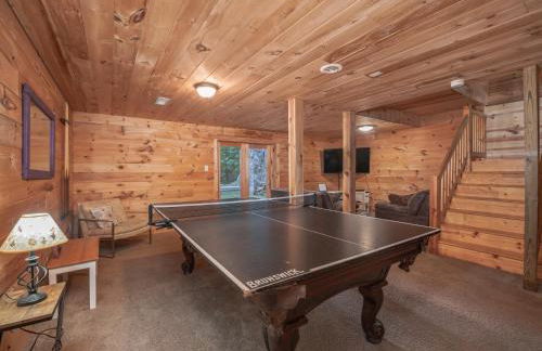 Spectacular Log Cabin Home 45 minutes to Asheville - Foto 19