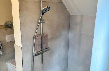 Amber Ferienhain - Ferienhaus 'Kirsche' mit verwunschenem Garten & privater Sauna - Foto 5