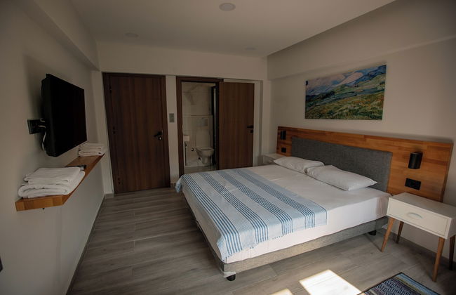 Royalova Hotel - Photo 23