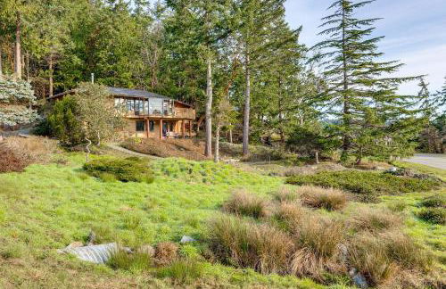 Serene La Conner Retreat with Fireplace and Deck! - Foto 34