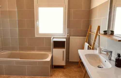 Casa en Costa Brava: Barbacoa, Wifi, Gran Jardín, Cerca Playa, Parking - ES-89-116 - Foto 33