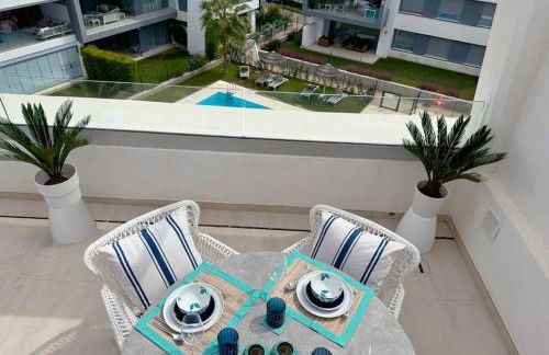 Luxurious South-facing 2 BDR Penthouse Vanian Gardens Estepona with Seaview - Gaya Alegia I - Photo 17