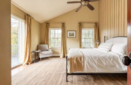 4BDR Heritage Estate w Pool Private Pond Fire Pit Cortland by AvantStay - Foto 14