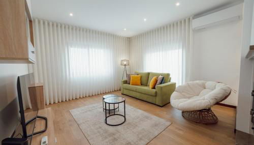 City Center Grand Apartment With Seaview Terrace by Vacationy - Foto 3