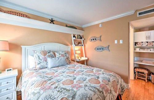 Condo with Pool Access Walk to Shopping and Beach! - Photo 12