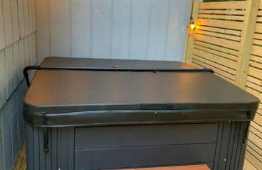 Modern Home near Lake w HotTub, Game Room, Fireplace - Foto 38