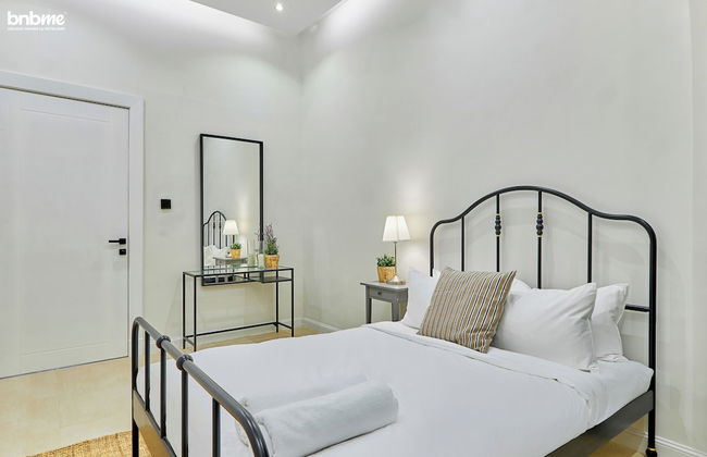 bnbmehomes-3B with Pvt Rooftop Bliss-A14 - Photo 9