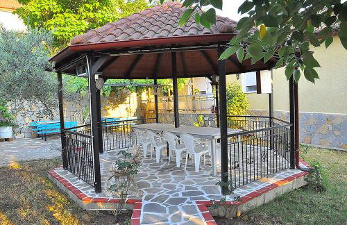 Studios Kostas & Despina - Photo 20