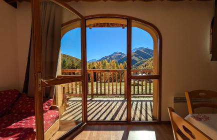 Appartement 4 pièces pour 6-8 personnes, 2 chambres, 1 cabine, 2 canapés-lit double dans le salon, au pied des pistes et piscine l'été, wifi fibre - Foto 45