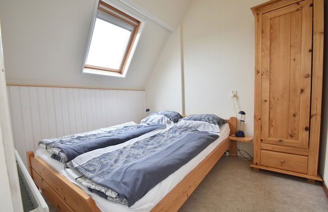 Apartment in Bergen aan Zee Near Beach - Photo 8